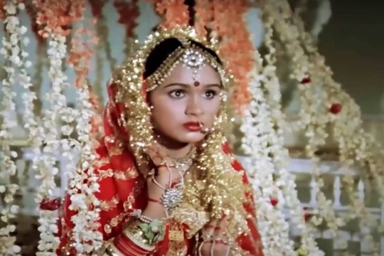 Padmini kolhapure rishi kapoor 1982 blockbuster film prem rog after ...