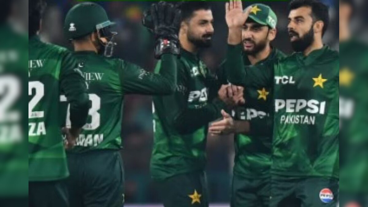 Cricket pak vs aus travis head leads australia cricket team lose first ...