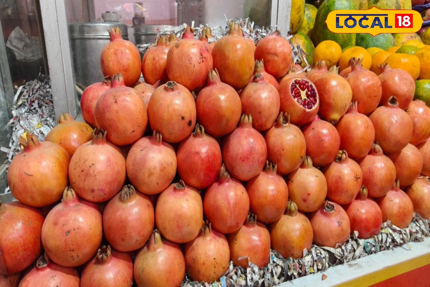 How to identify dry and rotten pomegranates from market identify juice ...