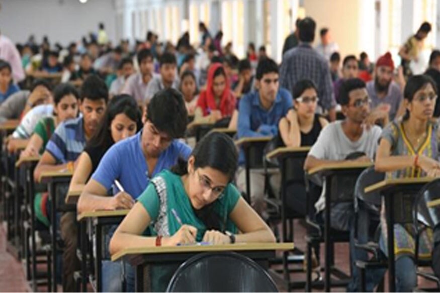 NEET Student, நீட் தேர்வு எழுதும் மாணவர்கள் (கோப்புப் படம்)