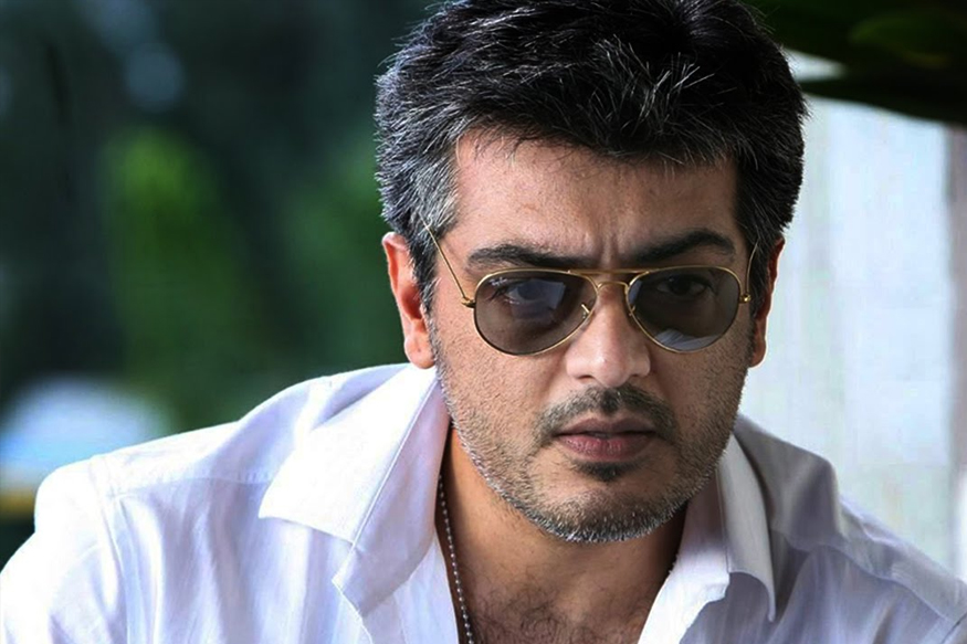 எனினும் அஜித்தின் திரை பயணம் சறுக்கலையும் சந்தித்தது. தொடர் தோல்விகள், கார் ரேஸிங்கில் கூடுதல் கவனம், அதில் ஏற்பட்ட விபத்தால் உடல் எடை அதிகரித்தல் என 2003 முதல் 2006 வரையிலான காலக்கட்டம் அஜித்துக்கும் அவருடைய ரசிகர்களுக்கும் சோதனை காலமாக அமைந்தது. எனினும் அஜித்தின் திரை பயணம் சறுக்கலையும் சந்தித்தது. தொடர் தோல்விகள், கார் ரேஸிங்கில் கூடுதல் கவனம், அதில் ஏற்பட்ட விபத்தால் உடல் எடை அதிகரித்தல் என 2003 முதல் 2006 வரையிலான காலக்கட்டம் அஜித்துக்கும் அவருடைய ரசிகர்களுக்கும் சோதனை காலமாக அமைந்தது.