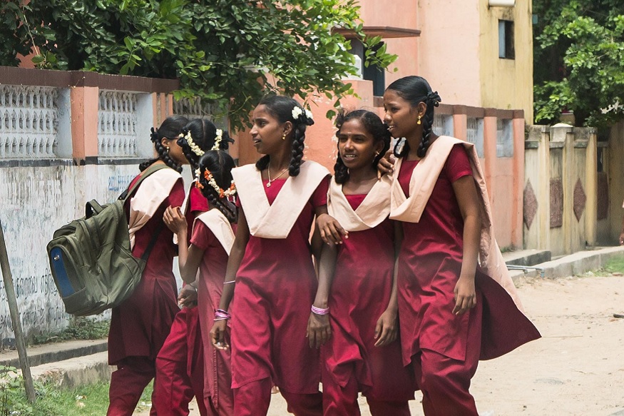 தமிழகத்தில் பள்ளிகள் திறப்பு தள்ளிப்போக வாய்ப்பு...!