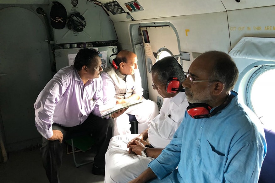 கேரளாவில் மழை - வெள்ளத்தால் பாதிக்கப்பட்ட பகுதிகளை மத்திய சுற்றுலாத்துறை அமைச்சர் கே.ஜெ.அல்ஃபோன்ஸ் , முதலமைச்சர் பினராயி விஜயன் மற்றும் மத்திய உள்துறை அமைச்சர் ராஜ்நாத் சிங் ஹெலிகாப்டர்கள் மூலம் பார்வையிடுகின்றனர். (Image: Special Arrangement) கேரளாவில் மழை - வெள்ளத்தால் பாதிக்கப்பட்ட பகுதிகளை மத்திய சுற்றுலாத்துறை அமைச்சர் கே.ஜெ.அல்ஃபோன்ஸ் , முதலமைச்சர் பினராயி விஜயன் மற்றும் மத்திய உள்துறை அமைச்சர் ராஜ்நாத் சிங் ஹெலிகாப்டர்கள் மூலம் பார்வையிடுகின்றனர். (Image: Special Arrangement)