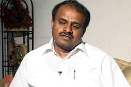 கர்நாடகாவில் குமாரசாமி தலைமையிலான அரசுக்கு நெருக்கடி? கர்நாடகாவில் குமாரசாமி தலைமையிலான அரசுக்கு நெருக்கடி?