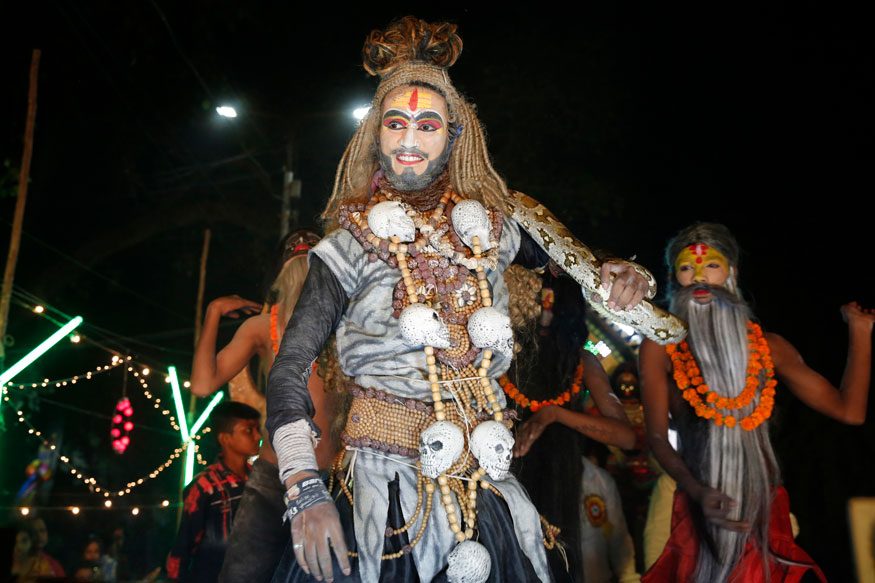 தசரா திருவிழா: நாடு முழுவதும் உற்சாகக் கொண்டாட்டம் - புகைப்படத் தொகுப்பு