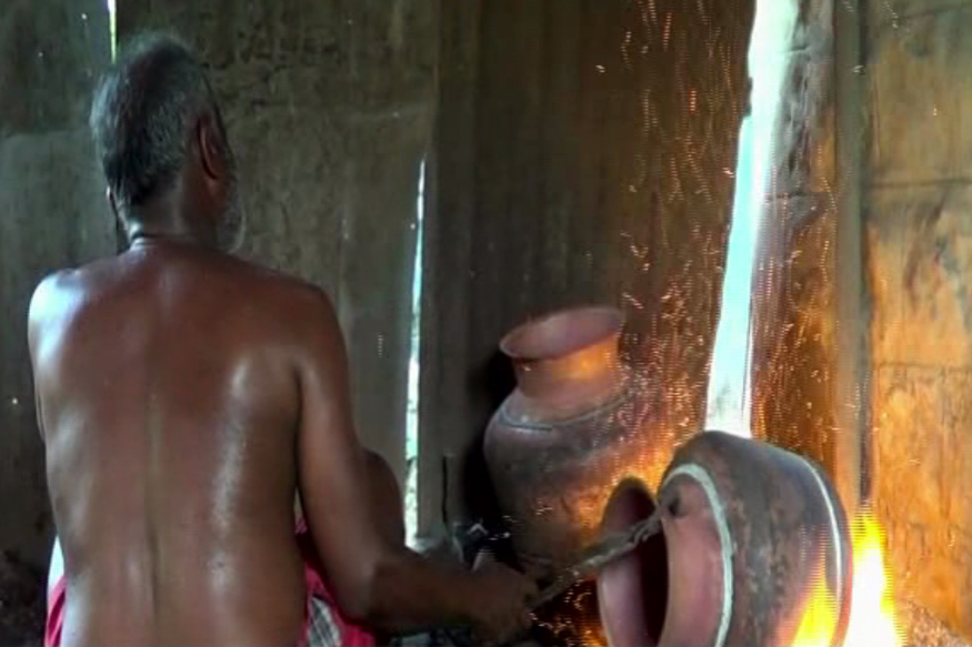 சூடுபிடித்துள்ள தாமிரப்பானை தயாரிப்பு! வீடியோ