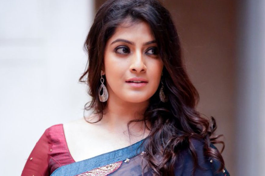 வரலட்சுமி சரத்குமார்