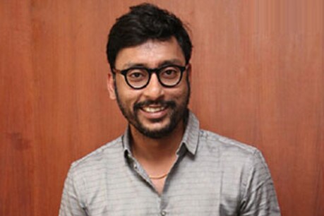 சர்கார் சர்ச்சையை மீண்டும் கிளப்பும் ஆர்.ஜே.பாலாஜி சர்கார் சர்ச்சையை மீண்டும் கிளப்பும் ஆர்.ஜே.பாலாஜி