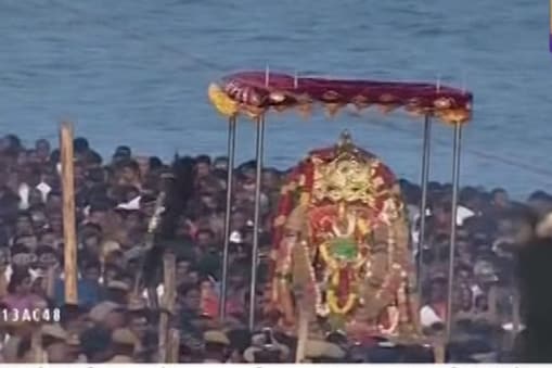 திருச்செந்தூரில் நடைபெற்ற சூரசம்ஹாரம் 