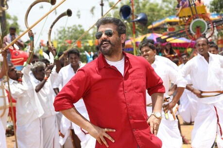 அஜித்தின் ஒரு லுக் போதும்... விஸ்வாசத்தை பார்த்து வியந்த வில்லன்! அஜித்தின் ஒரு லுக் போதும்... விஸ்வாசத்தை பார்த்து வியந்த வில்லன்!