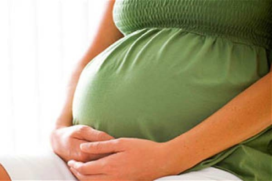 எச்ஐவி ரத்த விவகாரம்: காவல் நிலையத்தில் புகார் அளித்த கணவர்