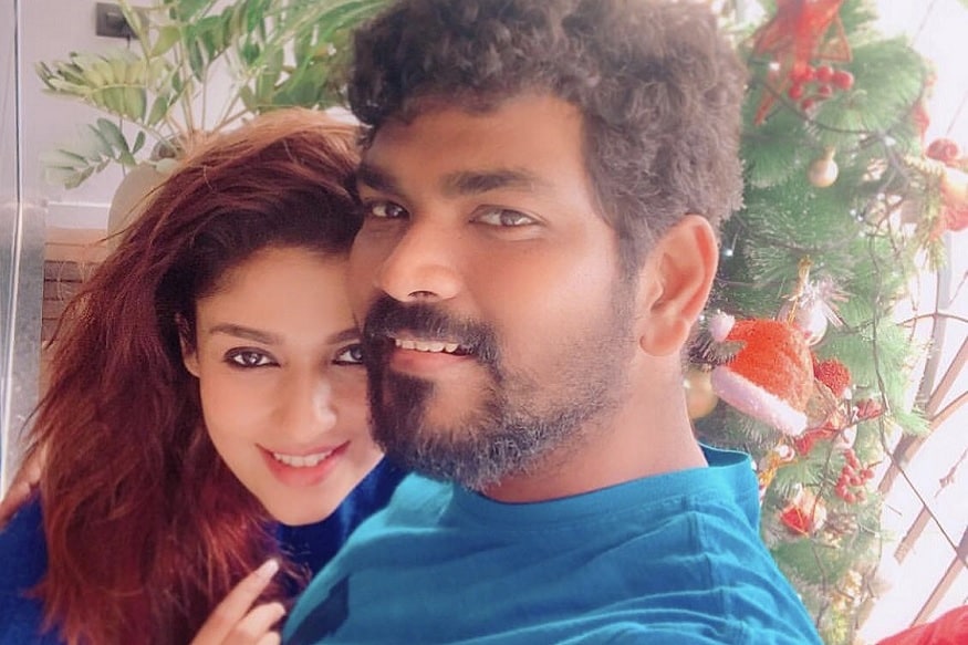நானும் ரவுடி தான் படத்திலிருந்தே நயன்தாரா - விக்னேஷ் சிவன் இருவரும் காதலர்களாக வலம் வருகின்றனர். நானும் ரவுடி தான் படத்திலிருந்தே நயன்தாரா - விக்னேஷ் சிவன் இருவரும் காதலர்களாக வலம் வருகின்றனர்.