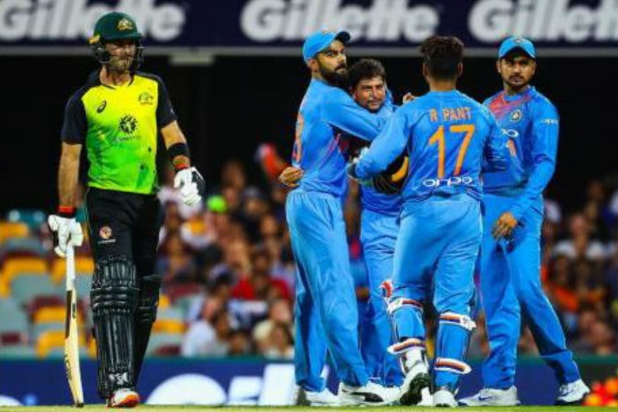இரு அணிகள் இடையிலான மூன்று போட்டிகள் கொண்ட ஒருநாள் தொடர் நாளை (ஜன.12) தொடங்கி 18-ம் தேதி வரை நடைபெற உள்ளது. (BCCI) இரு அணிகள் இடையிலான மூன்று போட்டிகள் கொண்ட ஒருநாள் தொடர் நாளை (ஜன.12) தொடங்கி 18-ம் தேதி வரை நடைபெற உள்ளது. (BCCI)