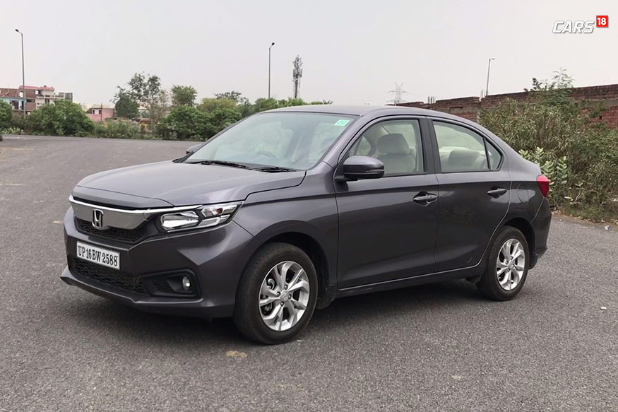 எரிபொருள் செலவைக் குறைக்கும் பட்டியலில் முழுவதுமாக மாருதியே ஆக்கிரமித்திருக்க, அதில் ஹோண்டா அமேஸ் இடம்பெற்றுள்ளது குறிப்பிடத்தக்கது. 1.5லிட்டர் டீசல் என்ஜின் கொண்ட இந்த செடான் தரும் மைலேஜ் 27.40 kmpl . (Image- News18) எரிபொருள் செலவைக் குறைக்கும் பட்டியலில் முழுவதுமாக மாருதியே ஆக்கிரமித்திருக்க, அதில் ஹோண்டா அமேஸ் இடம்பெற்றுள்ளது குறிப்பிடத்தக்கது. 1.5லிட்டர் டீசல் என்ஜின் கொண்ட இந்த செடான் தரும் மைலேஜ் 27.40 kmpl . (Image- News18)