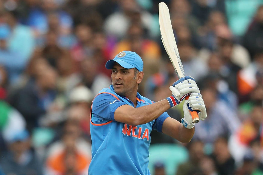 MS Dhoni, மகேந்திர சிங் தோனி.
