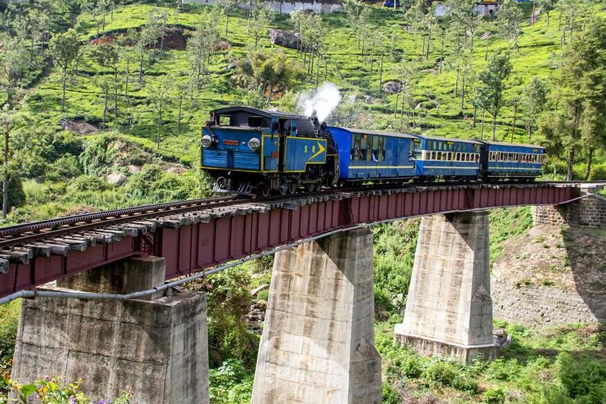 மேட்டுப்பாளையத்தில் இருந்து ஊட்டி செல்லும் மலை ரயிலில் கட்டண உயர்வு, இன்று முதல் அமலுக்கு வந்துள்ளது. மேட்டுப்பாளையத்தில் இருந்து ஊட்டி செல்லும் மலை ரயிலில் கட்டண உயர்வு, இன்று முதல் அமலுக்கு வந்துள்ளது.