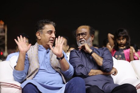 கமல்ஹாசன் அலுவலகத்தில் ரஜினிகாந்த்...! கமல்ஹாசன் அலுவலகத்தில் ரஜினிகாந்த்...!