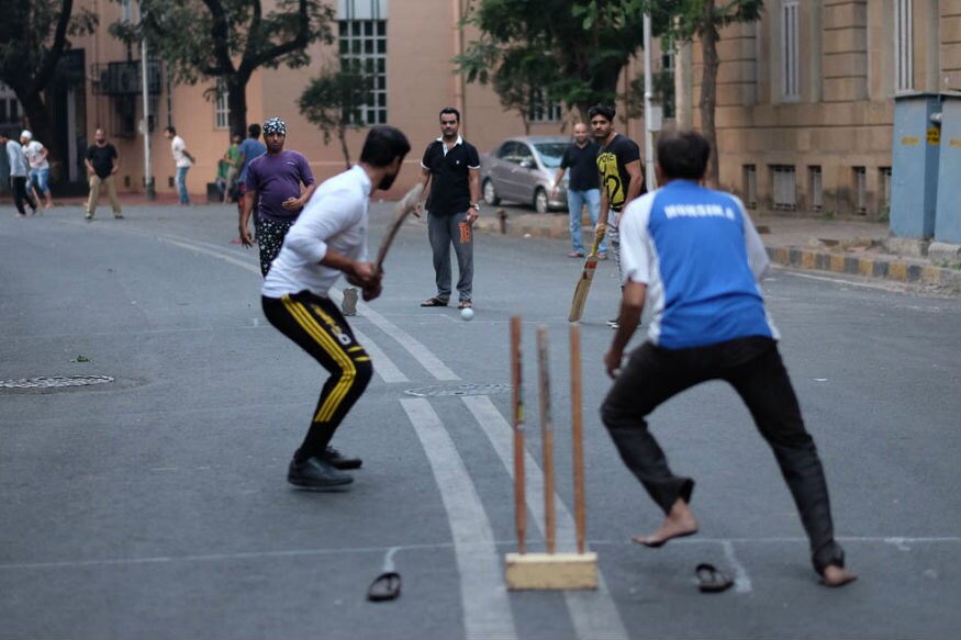 Gully Cricket, கல்லி கிரிக்கெட்