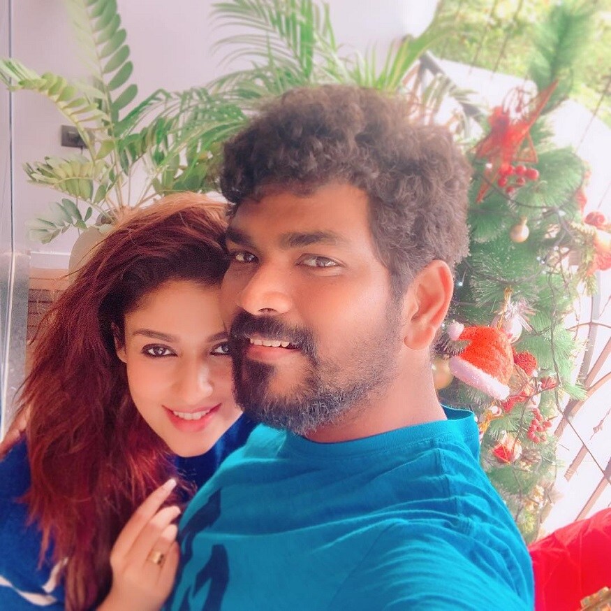 பின்னர் இருவரும் ஒரே வீட்டில் சேர்ந்து வசித்துவரும் செய்தி தமிழ் சினிமாவில் பரபரப்பாகப் பேசப்பட்டது. இதன்பின் நயன்தாரா படங்களுக்கு கதை கேட்கத் தொடங்கிய விக்னேஷ் சிவன், அவர் படங்களை மெருகேற்றும் பணிகளிலும் ஈடுபட்டார். அந்த வகையில் டோரா, கோலமாவு கோகிலா என நயன்தாராவை மையப்படுத்தி உருவாகும் படங்களில் பாடலாசிரியராக விக்னேஷ் சிவன் பணியாற்றினார். பின்னர் இருவரும் ஒரே வீட்டில் சேர்ந்து வசித்துவரும் செய்தி தமிழ் சினிமாவில் பரபரப்பாகப் பேசப்பட்டது. இதன்பின் நயன்தாரா படங்களுக்கு கதை கேட்கத் தொடங்கிய விக்னேஷ் சிவன், அவர் படங்களை மெருகேற்றும் பணிகளிலும் ஈடுபட்டார். அந்த வகையில் டோரா, கோலமாவு கோகிலா என நயன்தாராவை மையப்படுத்தி உருவாகும் படங்களில் பாடலாசிரியராக விக்னேஷ் சிவன் பணியாற்றினார்.