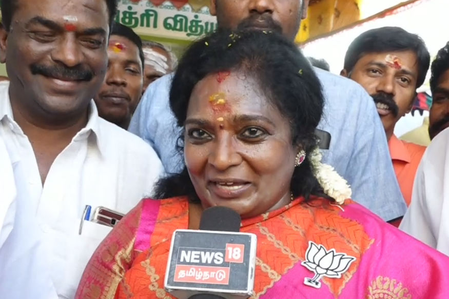 தினகரன் கட்சி கொஞ்சம் கொஞ்சமாக உதிர்ந்து போய் கொண்டிருக்கிறது: தமிழிசை