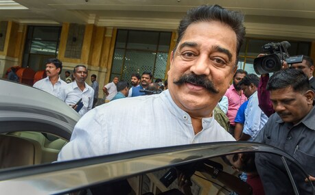 பேனர் விவகாரம் : மோடியிடம் வேண்டுகோள் வைத்த கமல்ஹாசன் பேனர் விவகாரம் : மோடியிடம் வேண்டுகோள் வைத்த கமல்ஹாசன்