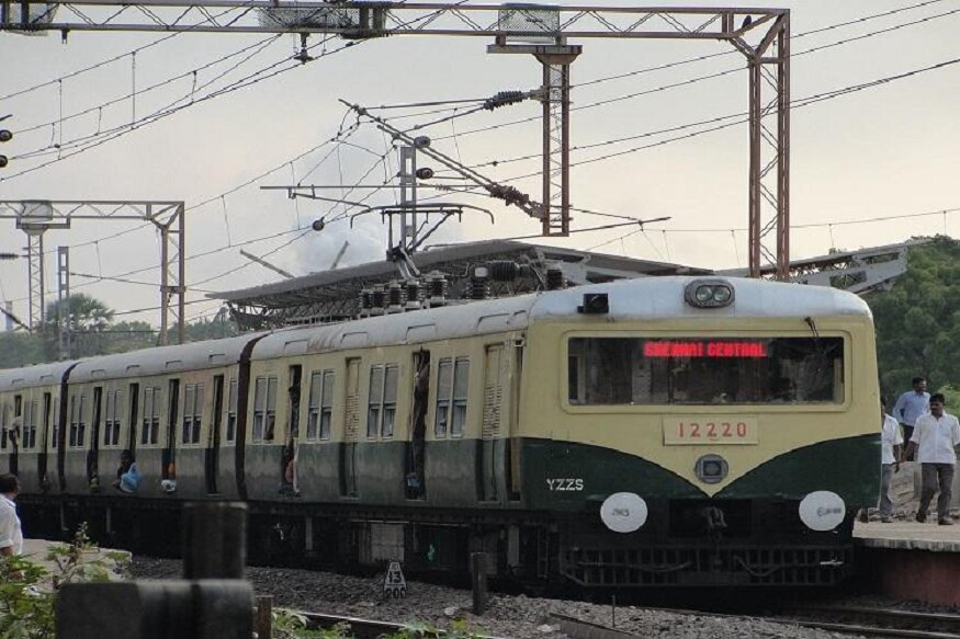 காலை 10.08 மணிக்கு சென்னை கடற்கரையில் இருந்து செங்கல்பட்டு வரை செல்லும் ரயில் காட்டாங்குளத்தூர் வரை மட்டுமே இயங்கும். காலை 10.56 மணிக்கு கடற்கரையில் இருந்து புறப்படும் செங்கல்பட்டு ரயில் கூடுவாஞ்சேரி வரை மட்டுமே இயங்கும். காலை 10.08 மணிக்கு சென்னை கடற்கரையில் இருந்து செங்கல்பட்டு வரை செல்லும் ரயில் காட்டாங்குளத்தூர் வரை மட்டுமே இயங்கும். காலை 10.56 மணிக்கு கடற்கரையில் இருந்து புறப்படும் செங்கல்பட்டு ரயில் கூடுவாஞ்சேரி வரை மட்டுமே இயங்கும்.