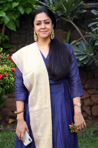  நடிகை ஜோதிகா