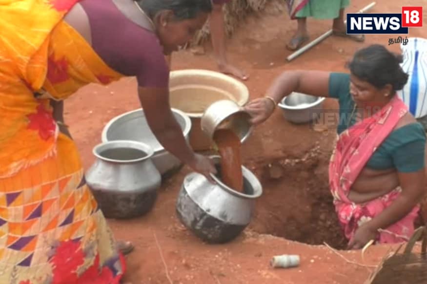 மணப்பாறையில் உள்ள பல கிராமங்களில் தண்ணீரை ஊற்றுகளில் இருந்து எடுக்கும் நிலை ஏற்பட்டுள்ளது. மாசடைந்த இந்த நீரால் மக்களுக்கு பலவிதமான தோல் நோய்கள் ஏற்படுவதாக புகார் எழுந்துள்ளது. மணப்பாறையில் உள்ள பல கிராமங்களில் தண்ணீரை ஊற்றுகளில் இருந்து எடுக்கும் நிலை ஏற்பட்டுள்ளது. மாசடைந்த இந்த நீரால் மக்களுக்கு பலவிதமான தோல் நோய்கள் ஏற்படுவதாக புகார் எழுந்துள்ளது.