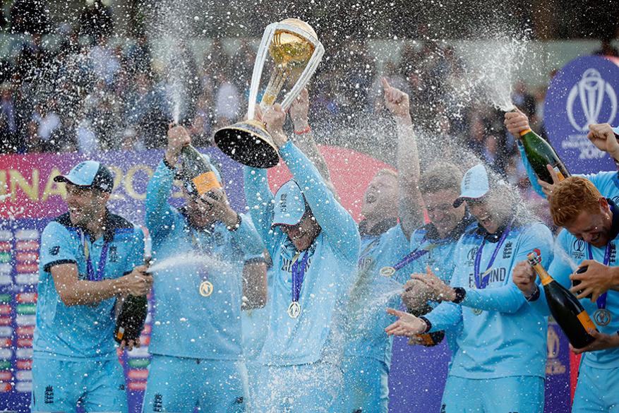  உலகக் கோப்பை 2019: இங்கிலாந்து அணியின் வெற்றி கொண்டாட்டம் (Image: AP)