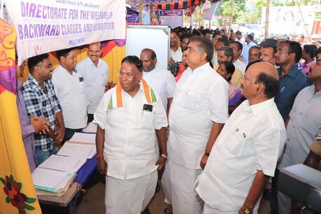 ஐ.டி.ஐ மாணவர்களுக்கும் மதிய உணவு - மனு அளித்த உடனேயே முதல்வர் நாராயணசாமி உத்தரவு ஐ.டி.ஐ மாணவர்களுக்கும் மதிய உணவு - மனு அளித்த உடனேயே முதல்வர் நாராயணசாமி உத்தரவு