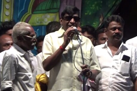 தண்ணீரை சேமிக்க இளைஞர்கள் முன்வர வேண்டும்: நடிகர் வடிவேலு வேண்டுகோள் தண்ணீரை சேமிக்க இளைஞர்கள் முன்வர வேண்டும்: நடிகர் வடிவேலு வேண்டுகோள்
