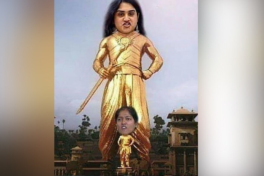 முந்தைய பிக்பாஸ் குழுவில் இருந்த காயத்ரியை விட, இந்த பிக்பாஸ் குழுவில், அதிகமாக வெறுப்பேத்துவதில் வனிதாதான் பெரியவர் என்ற பாணியில் மீம்ஸ் சித்தரித்துள்ளனர். முந்தைய பிக்பாஸ் குழுவில் இருந்த காயத்ரியை விட, இந்த பிக்பாஸ் குழுவில், அதிகமாக வெறுப்பேத்துவதில் வனிதாதான் பெரியவர் என்ற பாணியில் மீம்ஸ் சித்தரித்துள்ளனர்.