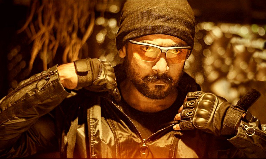 கேவி ஆனந்த் இயக்கத்தில் சூர்யா, மோகன்லால் ,ஆர்யா ,சயிஷா நடிப்பில் உருவாகியுள்ள காப்பான் திரைப்படத்தின் டிரைலர் செப்டம்பர் 4-ம் தேதி வெளியாகும் என்று தகவல் வெளியாகியுள்ளது. செப்டம்பர் 20-ம் தேதி வெளியாக உள்ள இந்த படத்தில் பிரதமராக மோகன்லாலும் அவரது தலைமை காவலராக சூர்யாவும் நடித்துள்ளனர். கேவி ஆனந்த் இயக்கத்தில் சூர்யா, மோகன்லால் ,ஆர்யா ,சயிஷா நடிப்பில் உருவாகியுள்ள காப்பான் திரைப்படத்தின் டிரைலர் செப்டம்பர் 4-ம் தேதி வெளியாகும் என்று தகவல் வெளியாகியுள்ளது. செப்டம்பர் 20-ம் தேதி வெளியாக உள்ள இந்த படத்தில் பிரதமராக மோகன்லாலும் அவரது தலைமை காவலராக சூர்யாவும் நடித்துள்ளனர்.