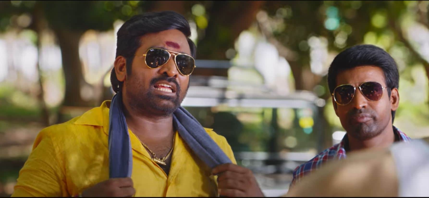 விஜய்சந்தர் இயக்கத்தில் விஜய்சேதுபதி, ராசி கண்ணா நிவேதா பெத்துராஜ் ஆகியோர் நடிப்பில் உருவாகியுள்ள சங்கத்தமிழன் படத்தில் இருந்து தீம் இசையை படக்குழு வெளியிட்டுள்ளது. வருகின்ற, நவம்பர் 15ம் தேதி வெளியாக உள்ள இந்த திரைப்படத்திற்கு விவேக், மெர்வின் இசை அமைத்துள்ளனர். விஜய்சந்தர் இயக்கத்தில் விஜய்சேதுபதி, ராசி கண்ணா நிவேதா பெத்துராஜ் ஆகியோர் நடிப்பில் உருவாகியுள்ள சங்கத்தமிழன் படத்தில் இருந்து தீம் இசையை படக்குழு வெளியிட்டுள்ளது. வருகின்ற, நவம்பர் 15ம் தேதி வெளியாக உள்ள இந்த திரைப்படத்திற்கு விவேக், மெர்வின் இசை அமைத்துள்ளனர்.