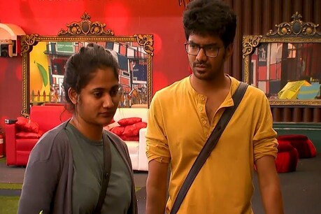 நண்பன் ஜெயிக்க நீ உதவி பன்ன மாட்டியா?... கவினுக்காக சாண்டியிடம் கோபப்படும் லாஸ்லியா நண்பன் ஜெயிக்க நீ உதவி பன்ன மாட்டியா?... கவினுக்காக சாண்டியிடம் கோபப்படும் லாஸ்லியா