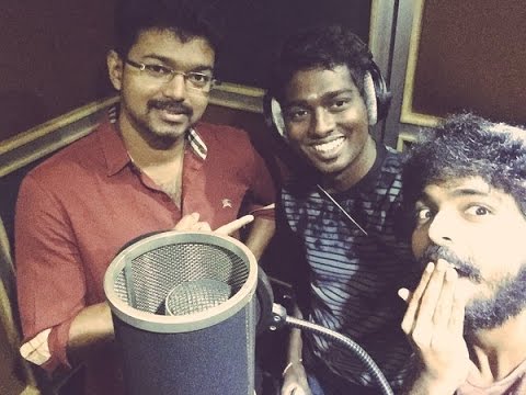 தமிழ் சினிமாவில் 3 தலைமுறை இசையமைப்பாளர்களின் இசையிலும் பாடிய ஒரே நடிகர் விஜய் தான். விஜய் இளையராஜா, தேவா, வித்யாசாகர், எஸ்.ஏ.ராஜ்குமார் உள்ளிட்ட முதல் தலைமுறை இசையமைப்பாளர்களின் இசையில் பாடியுள்ளார். தமிழ் சினிமாவில் 3 தலைமுறை இசையமைப்பாளர்களின் இசையிலும் பாடிய ஒரே நடிகர் விஜய் தான். விஜய் இளையராஜா, தேவா, வித்யாசாகர், எஸ்.ஏ.ராஜ்குமார் உள்ளிட்ட முதல் தலைமுறை இசையமைப்பாளர்களின் இசையில் பாடியுள்ளார்.