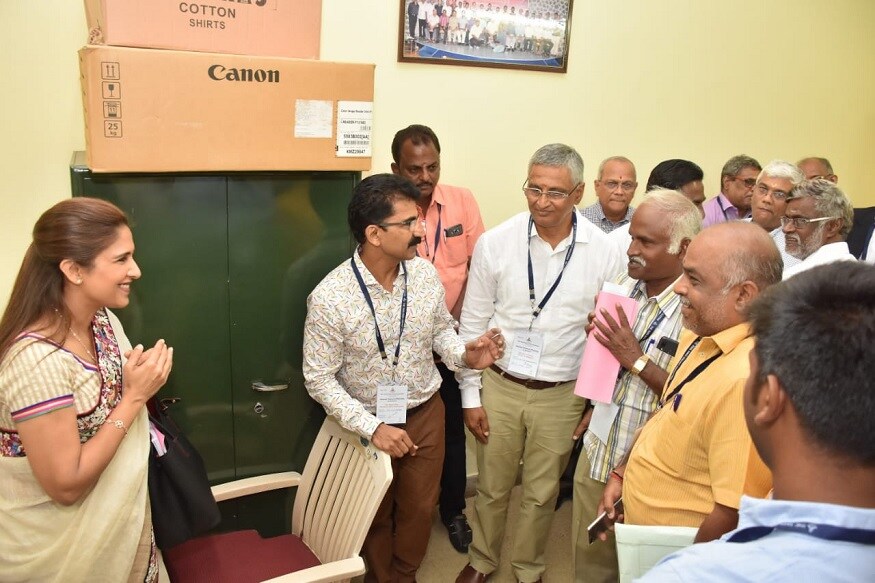 பிசிசிஐ நிர்வாகிகள் தேர்தல், வரும் அக்டோபர் 22-ம் நடைபெற உள்ளது. இதற்குமுன் மாநில் சங்க நிர்வாகிகள் தேர்தலை நடத்தி முடிக்க வேண்டுமென்று சிஓஏ அறிவுறுத்தியிருந்தது. பிசிசிஐ நிர்வாகிகள் தேர்தல், வரும் அக்டோபர் 22-ம் நடைபெற உள்ளது. இதற்குமுன் மாநில் சங்க நிர்வாகிகள் தேர்தலை நடத்தி முடிக்க வேண்டுமென்று சிஓஏ அறிவுறுத்தியிருந்தது.