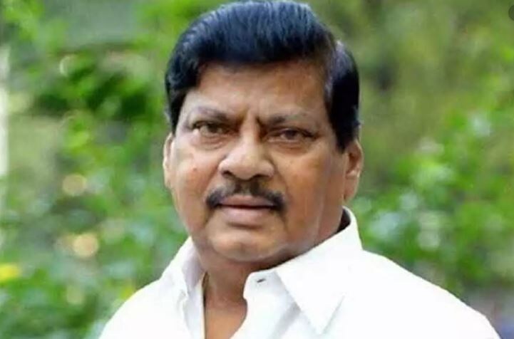 தெலுங்கு தேசம் கட்சி முன்னாள் மக்களவை உறுப்பினர் நரமல்லி சிவபிரசாத், உடல்நலக்குறைவால் சென்னை அப்பல்லோ மருத்துவமனையில் அனுமதிக்கப்பட்டிருந்த நிலையில், இன்று சிகிச்சை பலனின்றி காலமானார். தெலுங்கு தேசம் கட்சி முன்னாள் மக்களவை உறுப்பினர் நரமல்லி சிவபிரசாத், உடல்நலக்குறைவால் சென்னை அப்பல்லோ மருத்துவமனையில் அனுமதிக்கப்பட்டிருந்த நிலையில், இன்று சிகிச்சை பலனின்றி காலமானார்.
