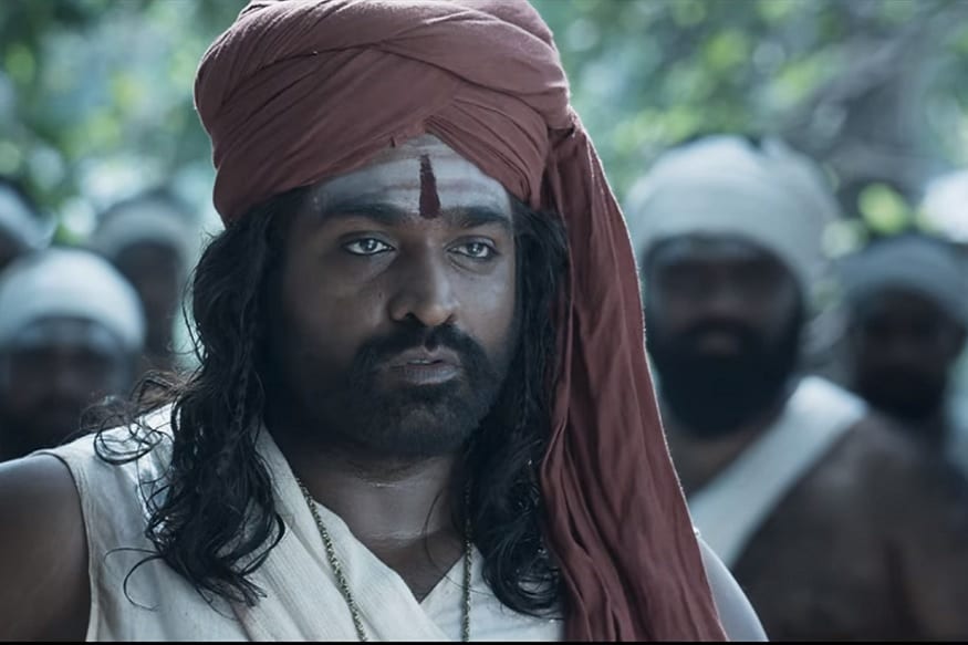 சுரேந்தர் ரெட்டி இயக்கத்தில் சிரஞ்சீவி நடிப்பில் உருவாகியுள்ள சைரா நரசிம்ம ரெட்டி திரைப்படத்தின் ட்ரெய்லர் வெளியாகியுள்ளது. தமிழ் தெலுங்கு ஹிந்தி ஆகிய மொழிகளில் வெளியிடப்பட்டுள்ள இந்த டிரைலருக்கு ரசிகர்கள் மத்தியில் பெரும் வரவேற்பு கிடைத்துள்ளது. அமிதாப் பச்சன், நயன்தாரா, விஜய் சேதுபதி, தமன்னா என பெரும் நடிகர் பட்டாளம் நடித்துள்ள இந்த திரைப்படம் அக்டோபர் 2ம் தேதி திரைக்கு வரவுள்ளது. சுரேந்தர் ரெட்டி இயக்கத்தில் சிரஞ்சீவி நடிப்பில் உருவாகியுள்ள சைரா நரசிம்ம ரெட்டி திரைப்படத்தின் ட்ரெய்லர் வெளியாகியுள்ளது. தமிழ் தெலுங்கு ஹிந்தி ஆகிய மொழிகளில் வெளியிடப்பட்டுள்ள இந்த டிரைலருக்கு ரசிகர்கள் மத்தியில் பெரும் வரவேற்பு கிடைத்துள்ளது. அமிதாப் பச்சன், நயன்தாரா, விஜய் சேதுபதி, தமன்னா என பெரும் நடிகர் பட்டாளம் நடித்துள்ள இந்த திரைப்படம் அக்டோபர் 2ம் தேதி திரைக்கு வரவுள்ளது.