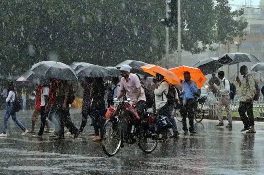 வடகிழக்கு பருவமழையின் காரணமாக தமிழகம் மற்றும் புதுவையில் அடுத்த 24 மணி நேரத்தில் ஒரு சில இடங்களில் லேசான மழை பெய்ய வாய்ப்புள்ளதாக சென்னை வானிலை ஆய்வு மையம் தெரிவித்துள்ளது. வடகிழக்கு பருவமழையின் காரணமாக தமிழகம் மற்றும் புதுவையில் அடுத்த 24 மணி நேரத்தில் ஒரு சில இடங்களில் லேசான மழை பெய்ய வாய்ப்புள்ளதாக சென்னை வானிலை ஆய்வு மையம் தெரிவித்துள்ளது.