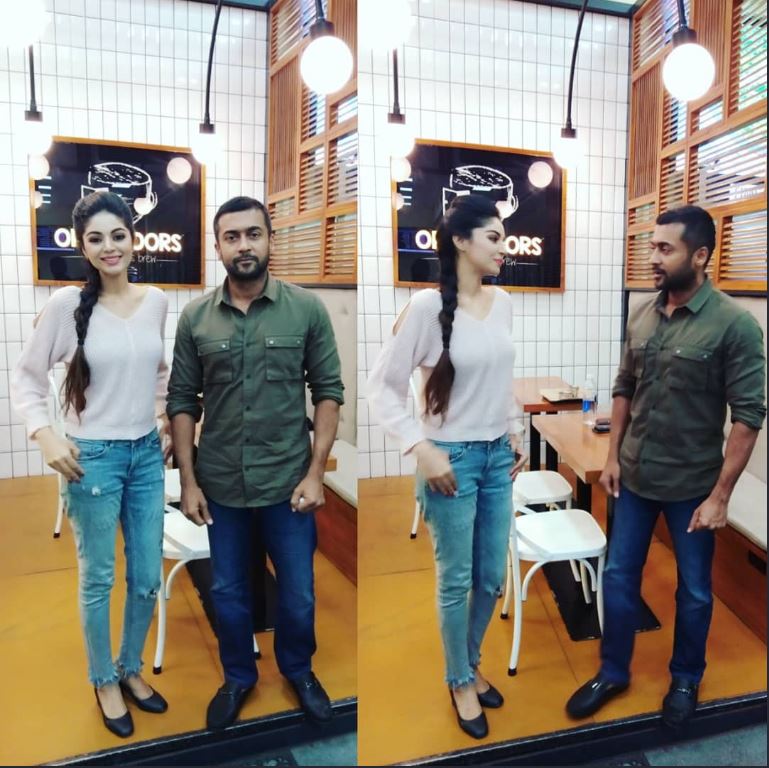 சூர்யா நடிப்பில் உருவாகியுள்ள சூரரை போற்று திரைப்படம் பொங்கல் தினத்தில் தர்பார் திரைப் படத்திற்கு போட்டியாக வெளியாகலாம் என தகவல்கள் கசிந்துள்ளது. இறுதிசுற்று திரைப்படத்தை இயக்கிய சுதா கோங்கரா இயக்கியுள்ள இந்த திரைப்படத்தின் படப்பிடிப்பு பணிகள் நிறைவடைந்து இறுதிகட்ட பணிகள் தீவிரமாக நடைபெற்று வருகிறது. சூர்யா நடிப்பில் உருவாகியுள்ள சூரரை போற்று திரைப்படம் பொங்கல் தினத்தில் தர்பார் திரைப் படத்திற்கு போட்டியாக வெளியாகலாம் என தகவல்கள் கசிந்துள்ளது. இறுதிசுற்று திரைப்படத்தை இயக்கிய சுதா கோங்கரா இயக்கியுள்ள இந்த திரைப்படத்தின் படப்பிடிப்பு பணிகள் நிறைவடைந்து இறுதிகட்ட பணிகள் தீவிரமாக நடைபெற்று வருகிறது.