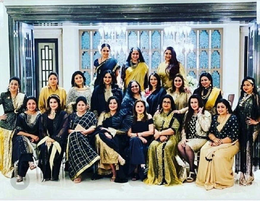 ஹைதராபாத்தில் நடைபெற்ற 80-ஸ் ரியூனியன் நிகழ்ச்சியில் நடிகர் நாகர்ஜுனா, பாலகிருஷ்ணா, மோகன்லால், சிரஞ்சீவி, அம்பிகா, ராதா, பிரபு, மோகன்லால், ரமேஷ் அரவிந்த், ரேவதி, ஜெயசுதால் லிஸ்ஸி, பிரியதர்ஷன், சுமலதா, ஜாக்கி ஷெராஃப் உள்ளிட்ட பலர் கலந்து கொண்டனர். ஹைதராபாத்தில் நடைபெற்ற 80-ஸ் ரியூனியன் நிகழ்ச்சியில் நடிகர் நாகர்ஜுனா, பாலகிருஷ்ணா, மோகன்லால், சிரஞ்சீவி, அம்பிகா, ராதா, பிரபு, மோகன்லால், ரமேஷ் அரவிந்த், ரேவதி, ஜெயசுதால் லிஸ்ஸி, பிரியதர்ஷன், சுமலதா, ஜாக்கி ஷெராஃப் உள்ளிட்ட பலர் கலந்து கொண்டனர்.