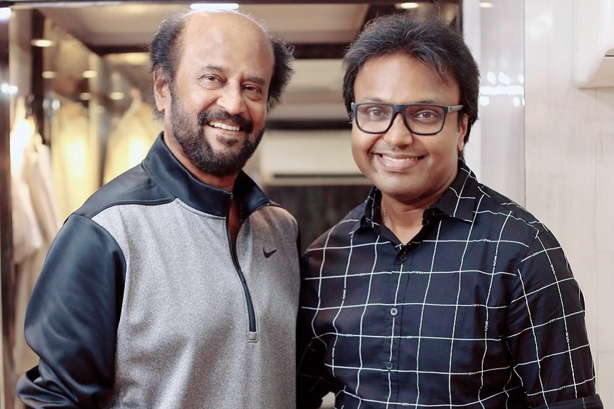 சிவா இயக்கத்தில் ரஜினிகாந்த் நடிப்பில் உருவாகிவரும் அண்ணாத்த திரைப்படத்தில் ஐந்து பாடல்கள் இடம் பெற்றுள்ளதாக படத்தின் இசையமைப்பாளர் இமான் தெரிவித்துள்ளார். குஷ்ப, மீனா, நயன்தாரா, கீர்த்திசுரேஷ் ஆகியோர் ரஜினியுடன் இணைந்து நடிக்கும் இந்த படத்தின் படப்பிடிப்பு ஹைதராபாத்தில் நடைபெற்று வந்த நிலையில் வைரஸ் தொற்று காரணமாக படப்பிடிப்பு பாதியிலேயே நிறுத்தப்பட்டது. விரைவிலேயே படத்தின் படப்பிடிப்பு மீண்டும் துவங்கும் என எதிர்பார்க்கப்படுகிறது. சிவா இயக்கத்தில் ரஜினிகாந்த் நடிப்பில் உருவாகிவரும் அண்ணாத்த திரைப்படத்தில் ஐந்து பாடல்கள் இடம் பெற்றுள்ளதாக படத்தின் இசையமைப்பாளர் இமான் தெரிவித்துள்ளார். குஷ்ப, மீனா, நயன்தாரா, கீர்த்திசுரேஷ் ஆகியோர் ரஜினியுடன் இணைந்து நடிக்கும் இந்த படத்தின் படப்பிடிப்பு ஹைதராபாத்தில் நடைபெற்று வந்த நிலையில் வைரஸ் தொற்று காரணமாக படப்பிடிப்பு பாதியிலேயே நிறுத்தப்பட்டது. விரைவிலேயே படத்தின் படப்பிடிப்பு மீண்டும் துவங்கும் என எதிர்பார்க்கப்படுகிறது.
