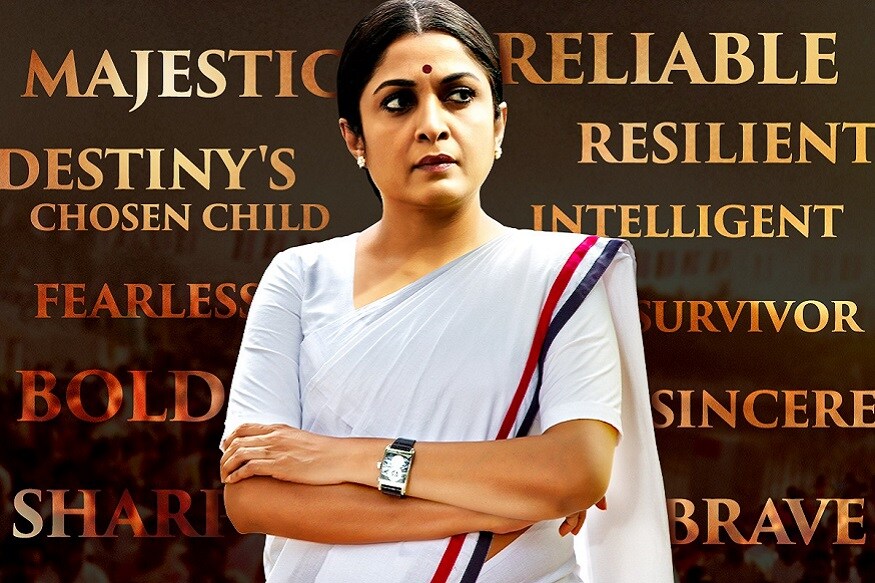 இயக்குநர்கள் கெளதம் மேனன் மற்றும் பிரசாத் முருகேசன் கூட்டாக இயக்கியிருக்கும் குயின் வெப் சீரிஸின் இரண்டாவது டிரைலர் இணையத்தில் வெளியாகியுள்ளது. ஜெயலலிதாவின் வாழ்க்கை கதையை தழுவி உருவாகியிருக்கும் இந்த வலைத்தொடரின் முன்னோட்டம் எம்.ஜி.ஆர் - ஜெயலலிதா சம்பந்தப்பட்ட காட்சிகளை மையப்படுத்தி இருப்பதால் பெரும் எதிர்பார்ப்பை ஏற்படுத்தியுள்ளது. இதைத்தொடர்ந்து இத்தொடர் வரும் டிசம்பர் 14 -ம் தேதி இணையத்தில் வெளியாகும் எனவும் அறிவிக்கப்பட்டுள்ளது. இயக்குநர்கள் கெளதம் மேனன் மற்றும் பிரசாத் முருகேசன் கூட்டாக இயக்கியிருக்கும் குயின் வெப் சீரிஸின் இரண்டாவது டிரைலர் இணையத்தில் வெளியாகியுள்ளது. ஜெயலலிதாவின் வாழ்க்கை கதையை தழுவி உருவாகியிருக்கும் இந்த வலைத்தொடரின் முன்னோட்டம் எம்.ஜி.ஆர் - ஜெயலலிதா சம்பந்தப்பட்ட காட்சிகளை மையப்படுத்தி இருப்பதால் பெரும் எதிர்பார்ப்பை ஏற்படுத்தியுள்ளது. இதைத்தொடர்ந்து இத்தொடர் வரும் டிசம்பர் 14 -ம் தேதி இணையத்தில் வெளியாகும் எனவும் அறிவிக்கப்பட்டுள்ளது.
