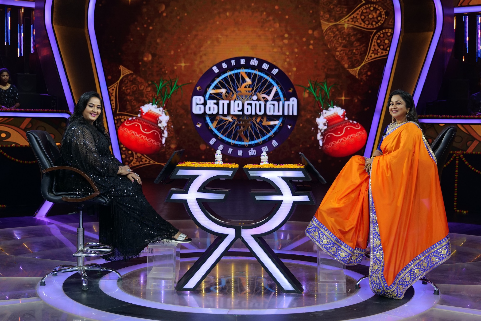 14-ம் தேதியான நாளை கோடீஸ்வரி நிகழ்ச்சியில் ராதிகாவுடன் பிரபல நடிகை ராதா இணைகிறார். 80-களின் முன்னனி நடிகை பங்கேற்கும் இந்த நிகழ்ச்சி சுவாரஸ்யமாக இருக்கும் என்று எதிர்பார்க்கப்படுகின்றது. 14-ம் தேதியான நாளை கோடீஸ்வரி நிகழ்ச்சியில் ராதிகாவுடன் பிரபல நடிகை ராதா இணைகிறார். 80-களின் முன்னனி நடிகை பங்கேற்கும் இந்த நிகழ்ச்சி சுவாரஸ்யமாக இருக்கும் என்று எதிர்பார்க்கப்படுகின்றது.