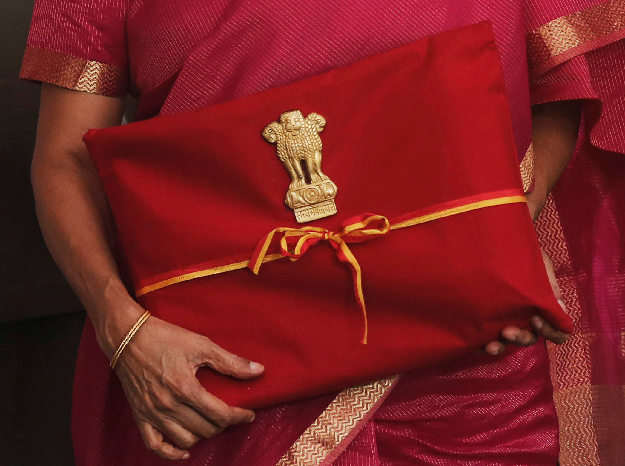  இந்தியா ராணுவத்திற்காக ஆண்டுக்கு 4 லட்சத்து 25 ஆயிரம் கோடி ரூபாய் செலவழிக்கிறது. ஆனால் சீனா ஆண்டுக்கு 17 லட்சம் கோடி ரூபாய் பட்ஜெட்டில் ஒதுக்கீடு செய்கிறது.(File Image)
