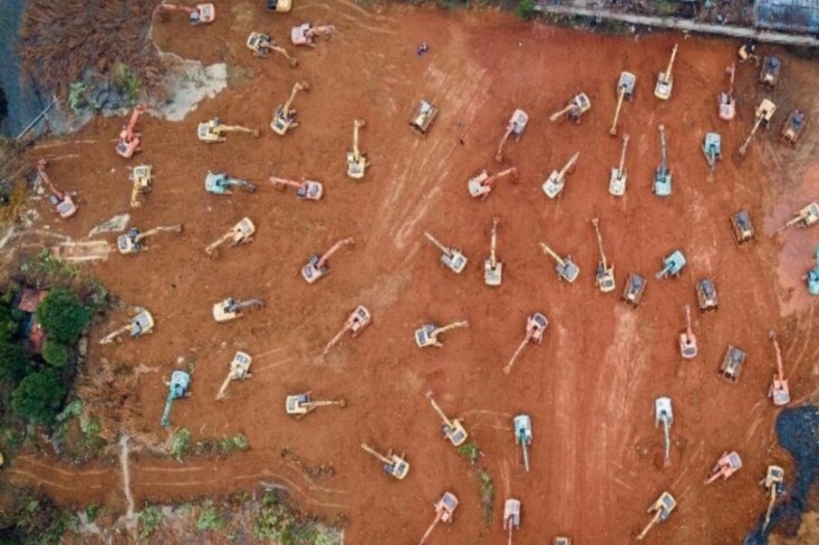  சீனாவின் ஹூபே மாகாணத்தில் உள்ள ஊஹான் பகுதியில் மருத்துவமனை கட்டும் பணிகள்