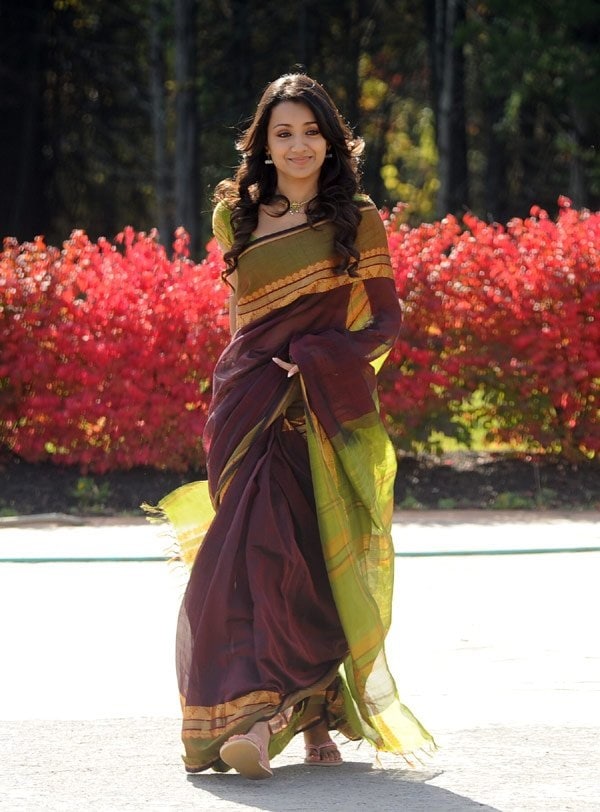 ஏ.ஆர்.ரஹ்மான் இசையமைப்பில் வெளியான இப்படத்தின் பாடல்கள் இளைஞர்கள் மத்தியிலும், காதலர்கள் மத்தியிலும் வைரலானது. ( IMAGE: TWITTER ) ஏ.ஆர்.ரஹ்மான் இசையமைப்பில் வெளியான இப்படத்தின் பாடல்கள் இளைஞர்கள் மத்தியிலும், காதலர்கள் மத்தியிலும் வைரலானது. ( IMAGE: TWITTER )