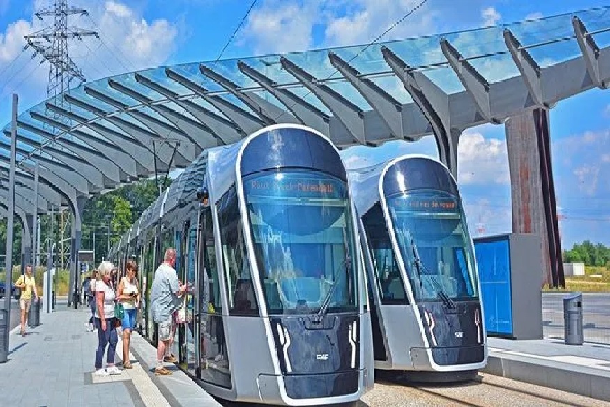  ஐரோப்பிய நாடான லக்‌ஷம்பர்க்கில் பொதுப்போக்குவரத்து முற்றிலும் இலவச சேவையாக மாற்றப்பட்டுள்ளது. இது இன்று முதல் நடைமுறைக்கு வந்துள்ளது.