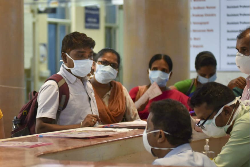 இணையதளங்களில் கொரோனா வைரஸ் தாக்குதல் குறித்துப் பல தவறான செய்திகளும் உலா வருகின்றன. இதைக் களையும் வகையில் உலக சுகாதார நிறுவனம் தவறான எச்சரிக்கைகள் குறித்து விழிப்புணர்வு ஏற்படுத்தியுள்ளது. இணையதளங்களில் கொரோனா வைரஸ் தாக்குதல் குறித்துப் பல தவறான செய்திகளும் உலா வருகின்றன. இதைக் களையும் வகையில் உலக சுகாதார நிறுவனம் தவறான எச்சரிக்கைகள் குறித்து விழிப்புணர்வு ஏற்படுத்தியுள்ளது.